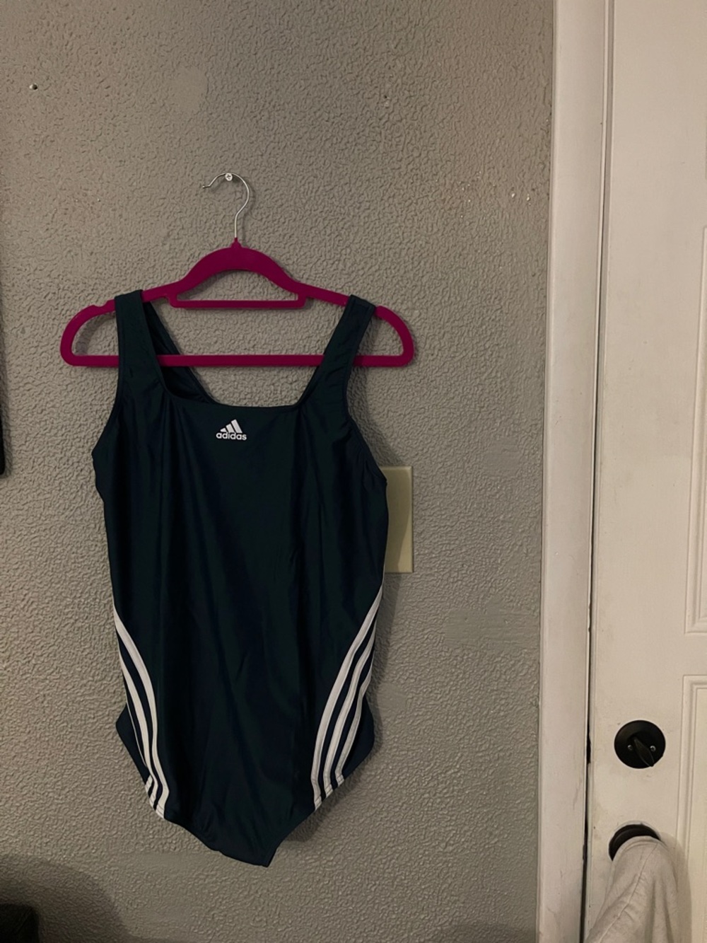 NWT women’s Adidas bathing suit size 1X - Picture 2 of 5